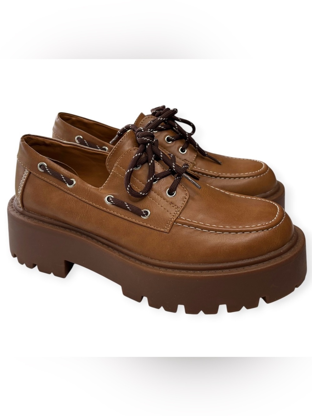 Madden Girl Caden Platform Lug Sole Boat Shoes Size 8 M Tan Vegan Chunky Y2K NEW